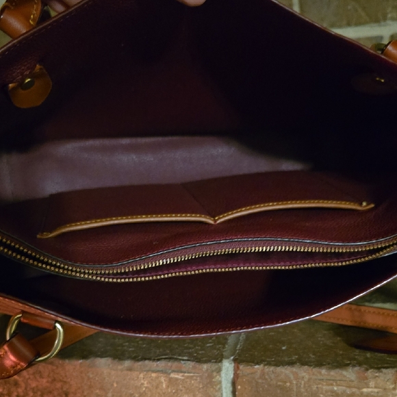 Coach Coated Canvas Signature Tyler Carryall 28 Tote Bag - Picture 2 of 13